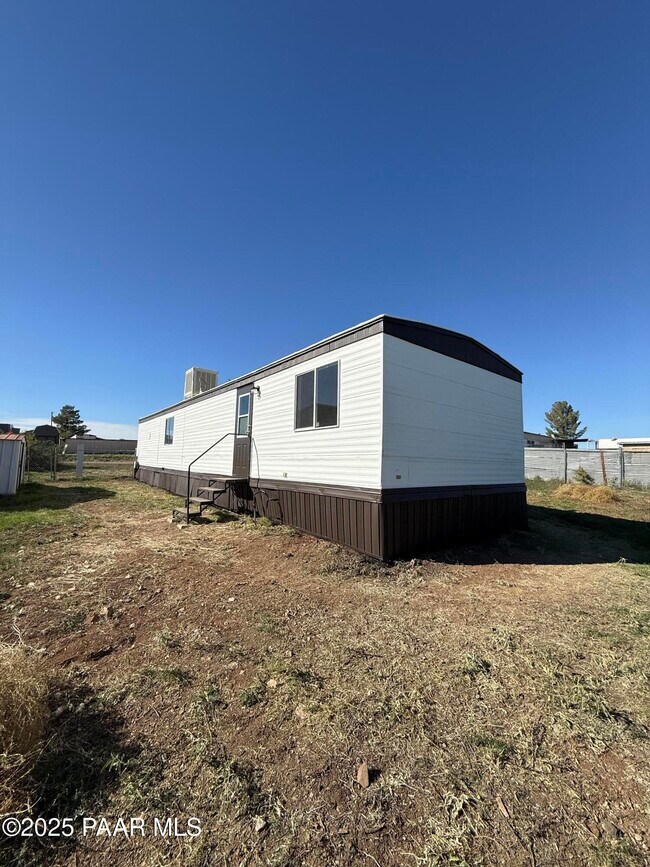 15835 S Cordes Lakes Dr in Mayer, AZ - Building Photo - Building Photo