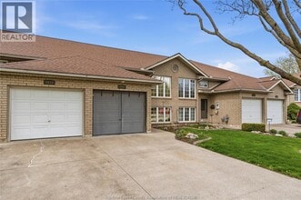 1022 Lexington Cir in Windsor, ON - Building Photo - Building Photo