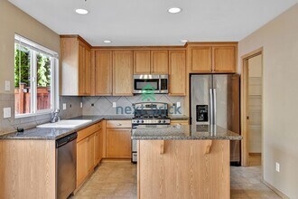 19221 25th Dr SE in Bothell, WA - Building Photo - Building Photo