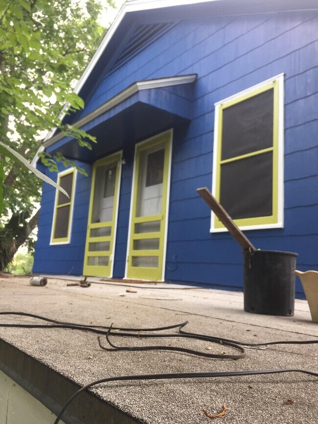 902 E 43rd St-Unit -1 in Austin, TX - Building Photo - Building Photo