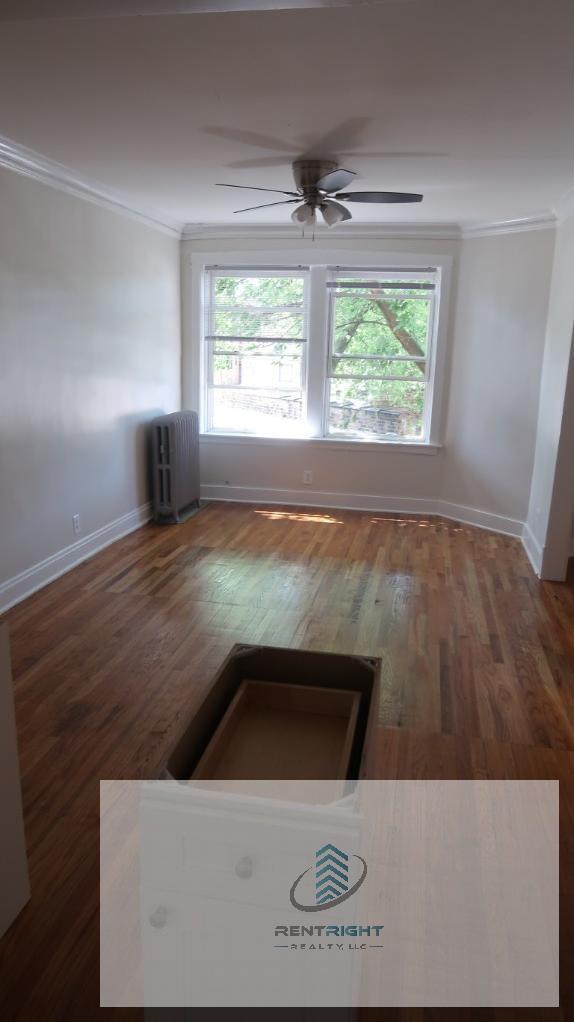 property at 4300 N Pulaski Rd