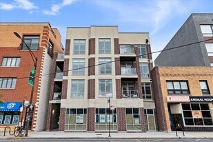1218 W Belmont Ave, Unit 201 in Chicago, IL - Building Photo