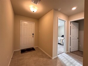 216 Midas Ln in Jarrell, TX - Building Photo - Building Photo