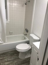 205 Regency Park Drive, Unit 205 in Agawam, MA - Building Photo - Building Photo
