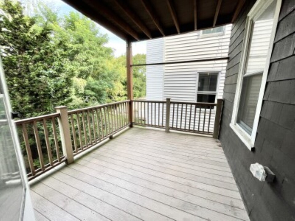 108 Buttonwood St, Unit 2 in Boston, MA - Building Photo