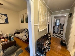 375 Highland Ave, Unit 1 in Somerville, MA - Foto de edificio - Building Photo