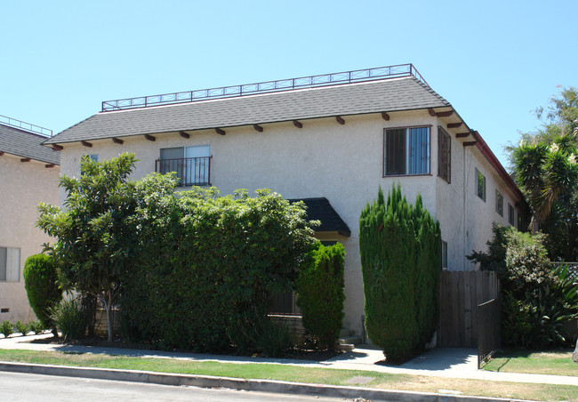 3843 Tilden Ave in Culver City, CA - Building Photo - Building Photo