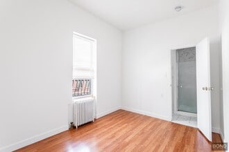 66 Eagle St in Brooklyn, NY - Building Photo - Building Photo
