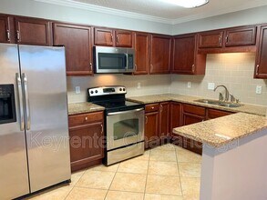1131 Stringers Ridge Rd in Chattanooga, TN - Building Photo - Building Photo
