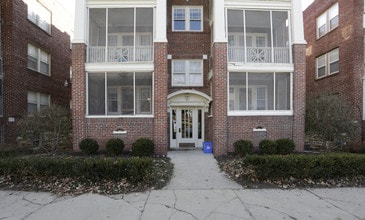 Wyandotte Apartments in Kansas City, MO - Building Photo - Building Photo