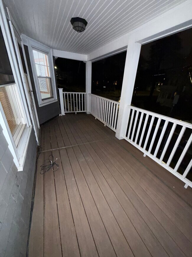 575 Weld St, Unit #2 in Boston, MA - Building Photo - Building Photo