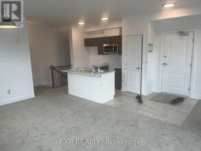 230 Pingwi Pl in Ottawa, ON - Building Photo - Building Photo