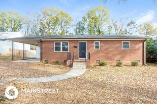 509 Frank Dr in Charlotte, NC - Building Photo