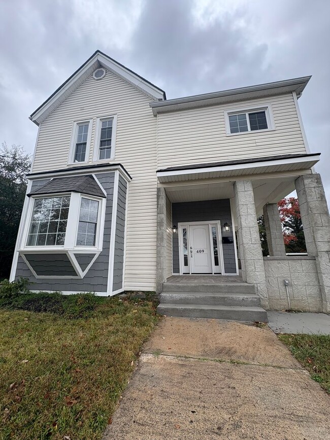 property at 409 Pennsylvania Ave