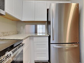 7801 N 44th Dr in Glendale, AZ - Foto de edificio - Building Photo