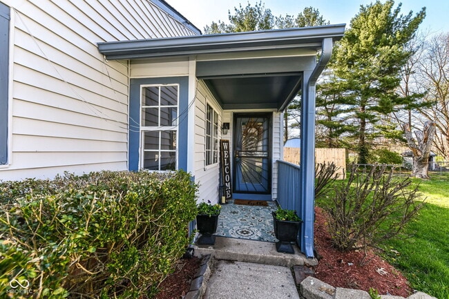 8506 Friendship Ln in Indianapolis, IN - Building Photo - Building Photo