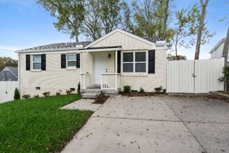 1808 26th Ave N in Nashville, TN - Foto de edificio - Building Photo