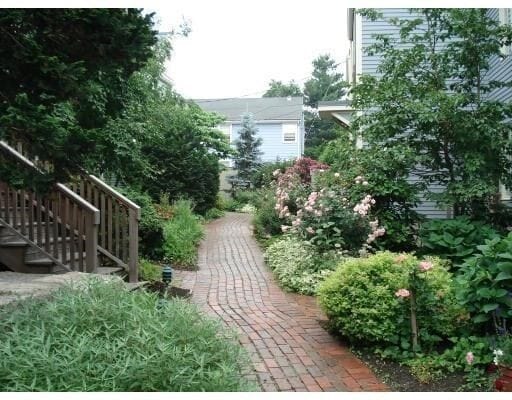 property at 43 Fresh Pond Pl