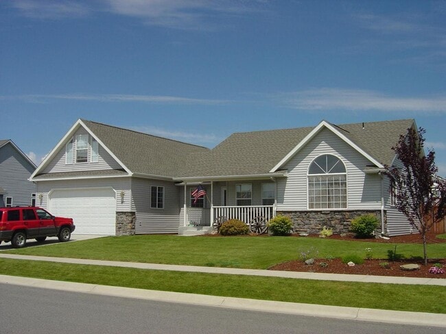 property at 2057 E Goldleaf Ln