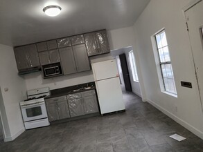 701 N Cummings St, Unit 701 in Los Angeles, CA - Building Photo - Building Photo