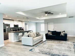 379 Wilton Ave SW in Palm Bay, FL - Building Photo - Building Photo