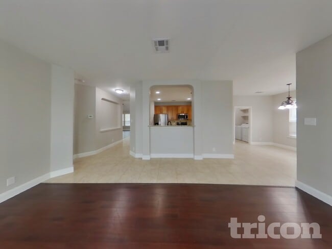 213 Ridge Bluff in Cibolo, TX - Foto de edificio - Building Photo