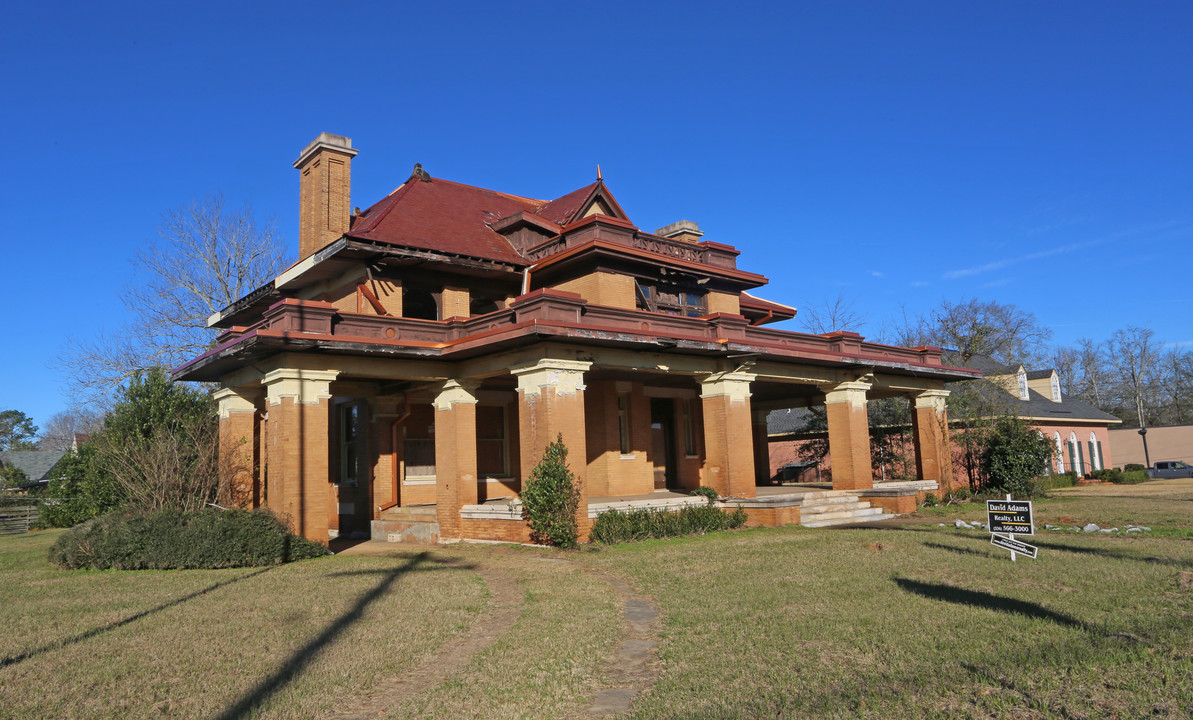 500 N 3 Notch St in Troy, AL - Building Photo