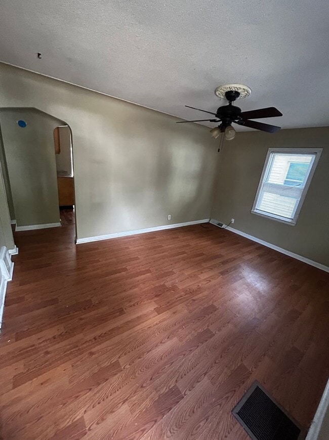 1211 Higley St in Toledo, OH - Building Photo - Building Photo