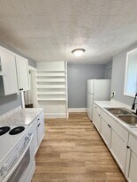 406 Highland Ave in Georgetown, KY - Building Photo