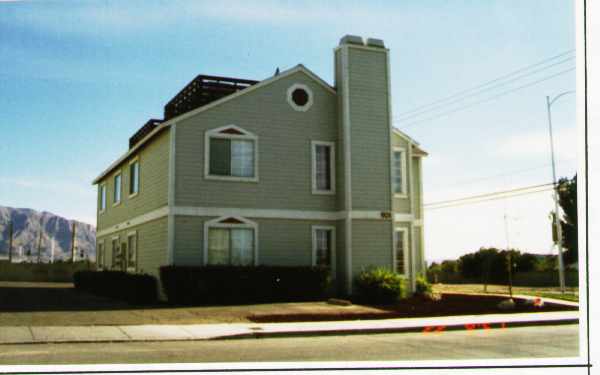 Village At Washington in Las Vegas, NV - Foto de edificio - Building Photo