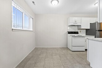 4221 Quarry Rd in Wyandotte, MI - Building Photo - Building Photo