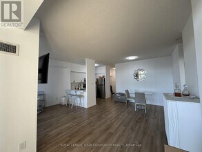 39 Parliament St in Toronto, ON - Building Photo - Building Photo