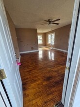 2102 Woodrow St in Van Buren, AR - Foto de edificio - Building Photo