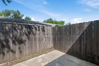 4240 Newell St in Wichita, KS - Building Photo - Building Photo