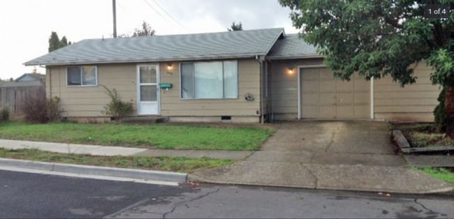 property at 883 Northridge Ave