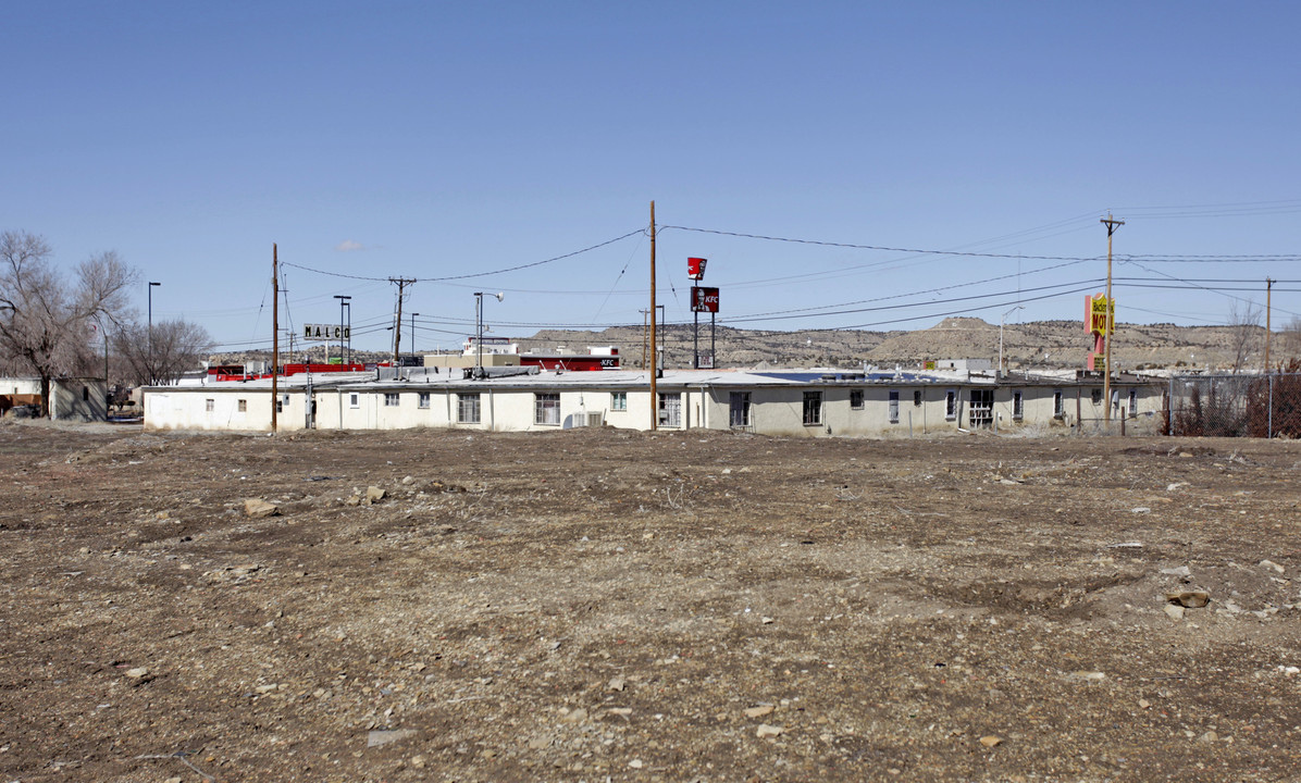 Hacienda Motel in Gallup, NM - Building Photo