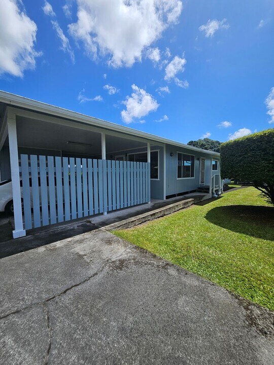 477A Naniakea St in Hilo, HI - Building Photo