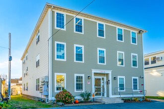 111 Main St in Peabody, MA - Building Photo - Primary Photo