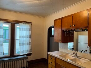 417 Elm St, Unit Apt 1 in Spooner, WI - Building Photo - Building Photo