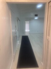 202 Sparrow Dr, Unit 1 in Royal Palm Beach, FL - Building Photo - Building Photo