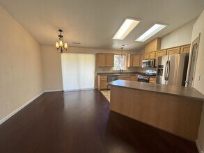 1115 Overlook Dr in Susanville, CA - Building Photo - Building Photo