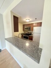 1933 Commonwealth Ave, Unit 408 in Boston, MA - Building Photo - Building Photo