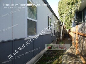 2116 NE 85th St in Seattle, WA - Building Photo - Building Photo