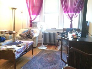1617 Massachusetts Ave, Unit 1616-4 in Cambridge, MA - Foto de edificio - Building Photo