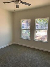 2550 Eugene St in Dallas, TX - Building Photo - Building Photo