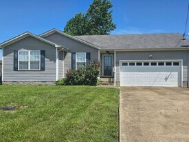 428 Filmore Road in Oak Grove, KY - Building Photo