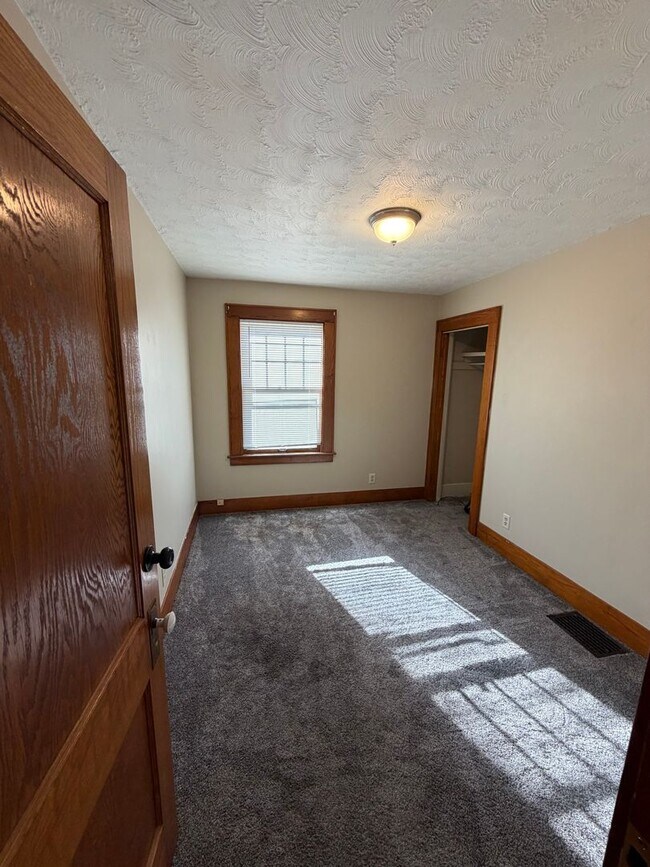 1722 Coleman Ave in Lansing, MI - Building Photo - Building Photo