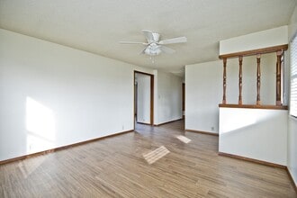 726 McClure Ave in Lowell, AR - Building Photo - Building Photo