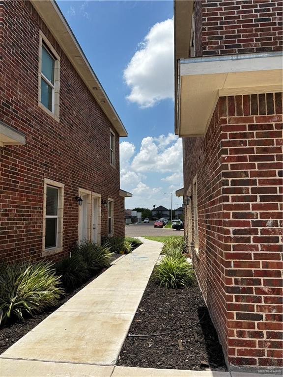 2602 Primrose Ave in Edinburg, TX - Building Photo - Building Photo