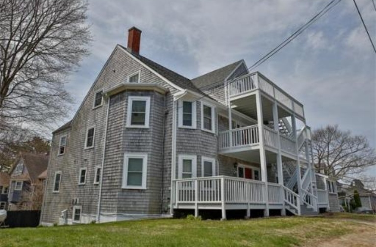 212 Hesperus Ave in Gloucester, MA - Building Photo